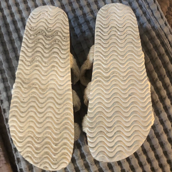 Rocket Dog Sandals with Braided - Picture 3 of 3